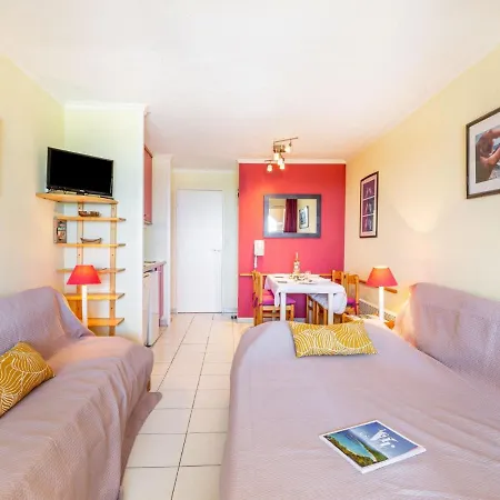 Le Village - E1 214 By Interhome