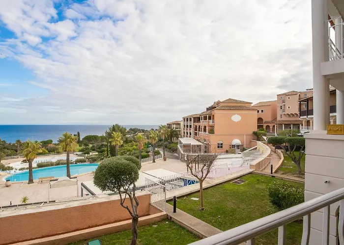 Le Village - E1 214 By Interhome Saint-Raphaël