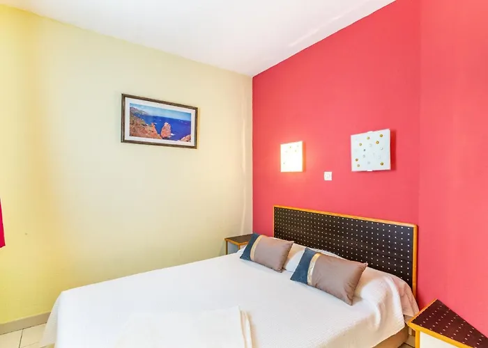 Appartement Le Village - E1 214 By Interhome Saint-Raphaël